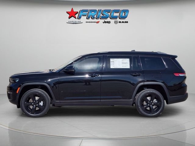 New 2025 Diamond Black Crystal Pearl-Coat Exterior Paint Jeep Limited image 4