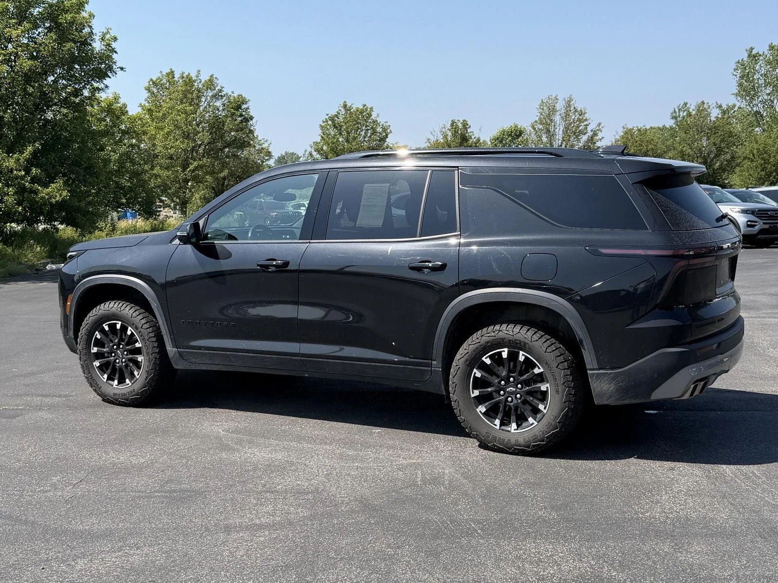 Used 2024 Mosaic Black Metallic Chevrolet AWD Z71 image 5