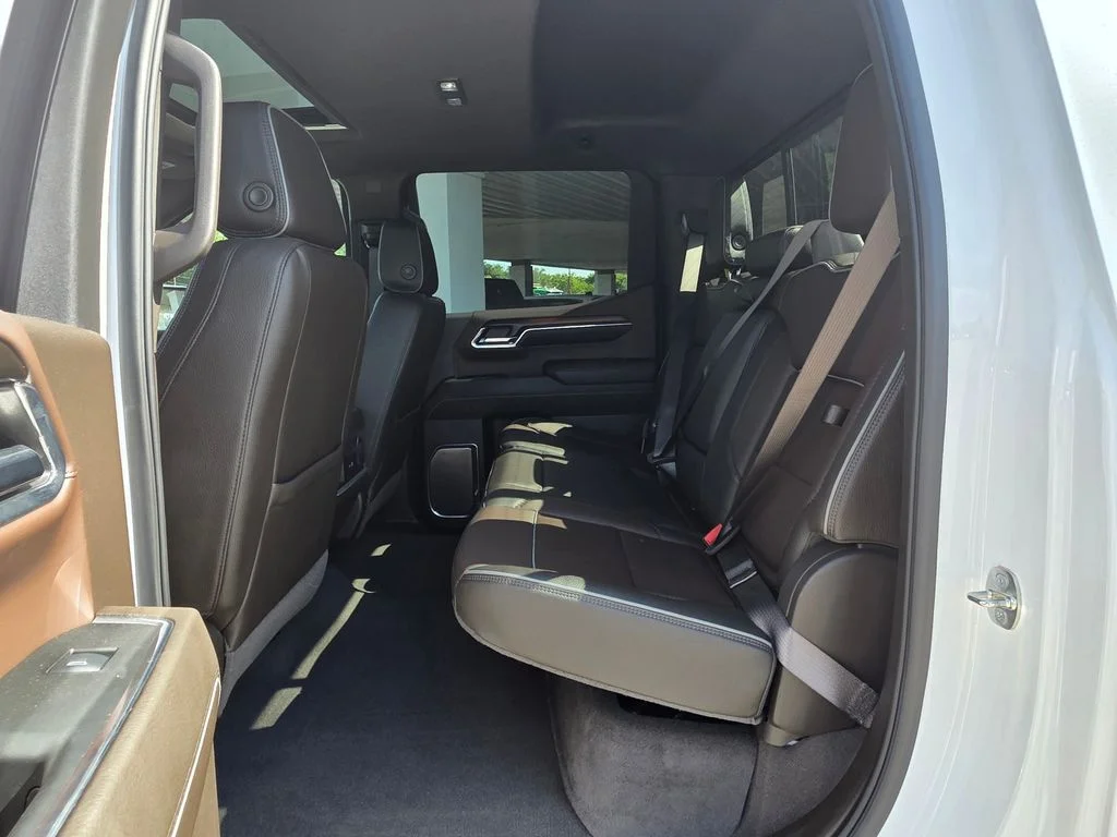 Used 2024 White GMC Denali image 13