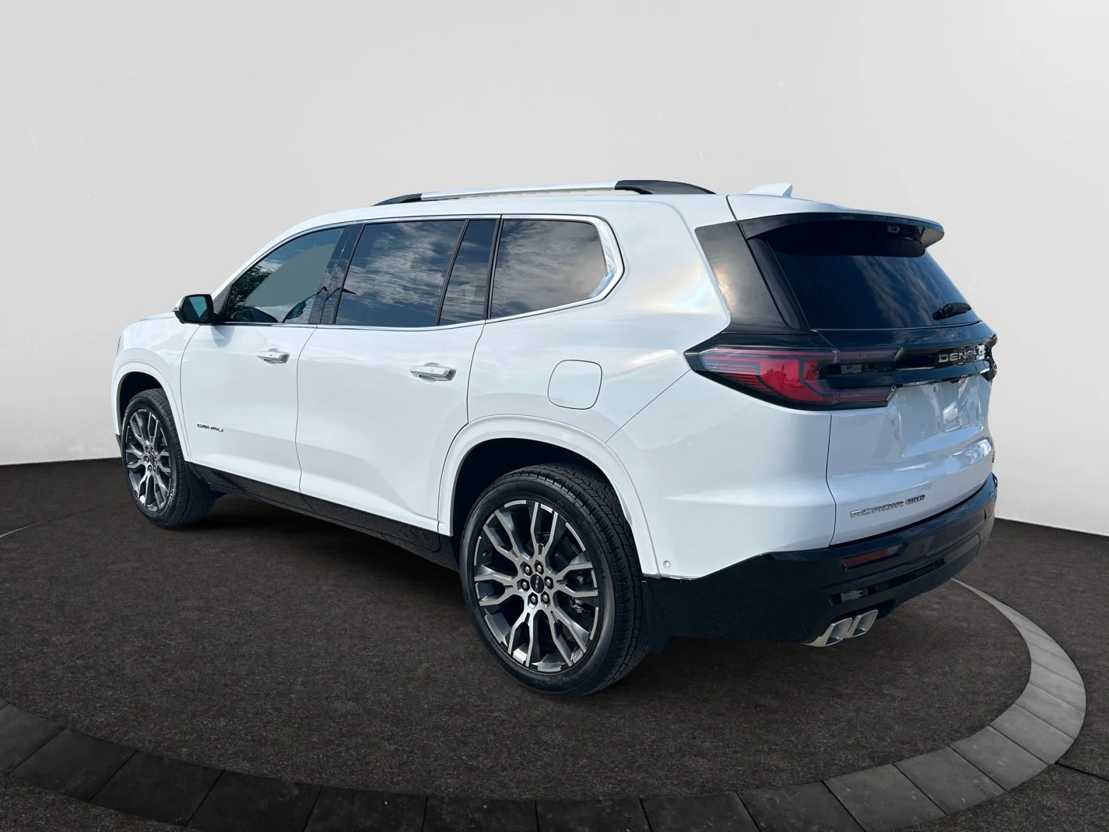 New 2026 Summit White GMC Denali Ultimate AWD image 3