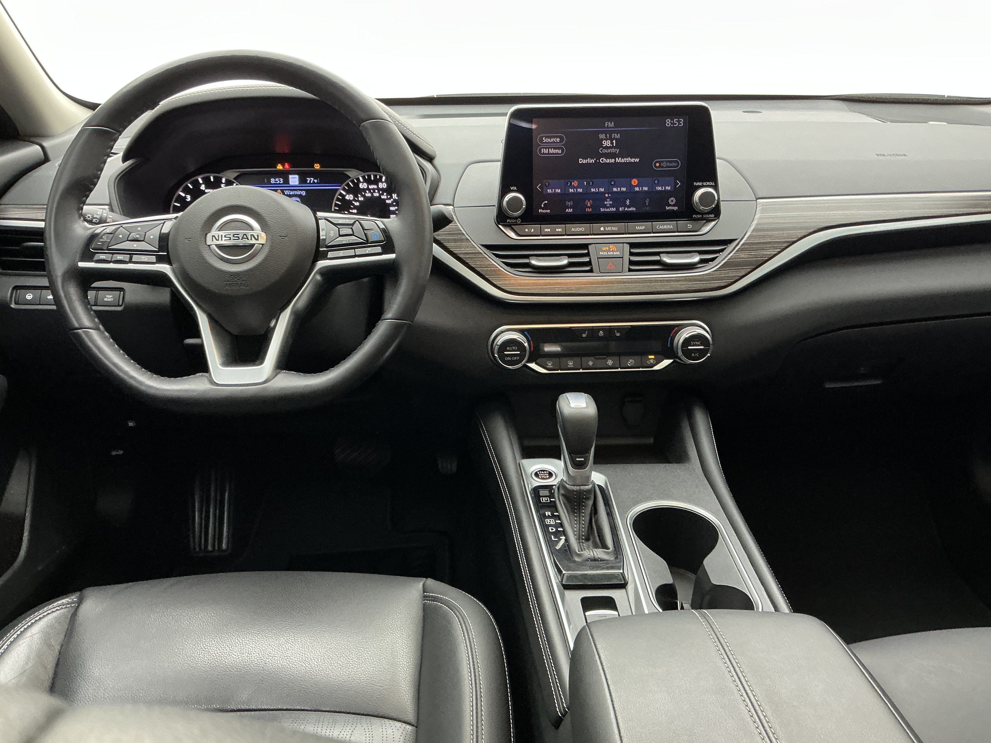 Used 2019 Super Black Nissan 2.5 SL image 20