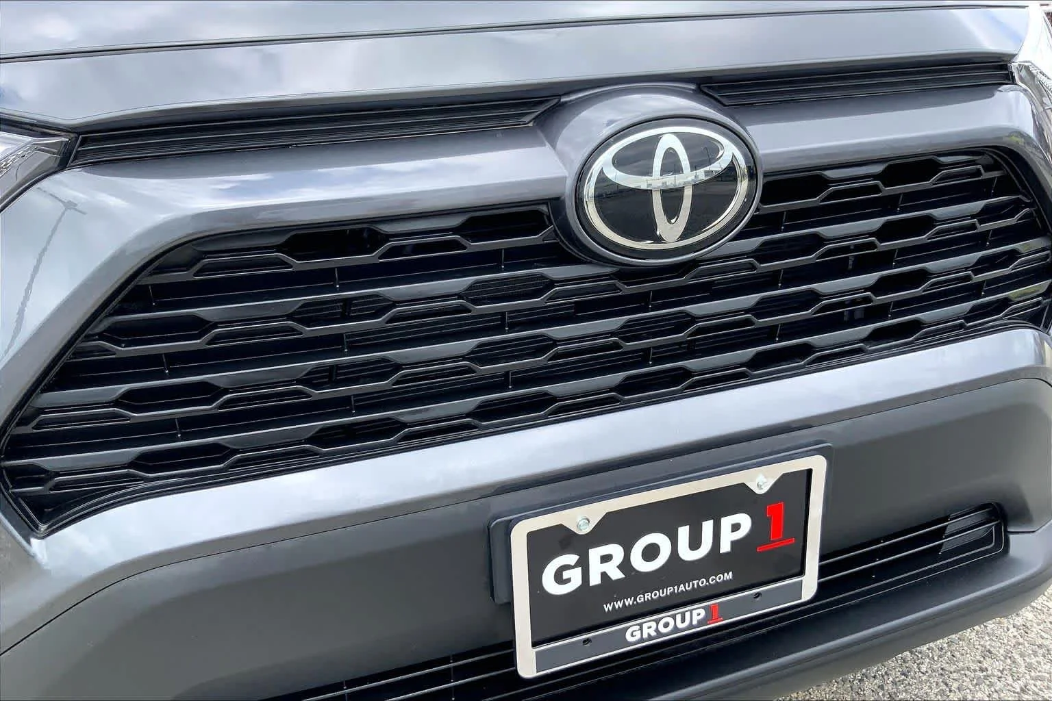 Used 2025 Magnetic Gray Metallic Toyota XLE image 29