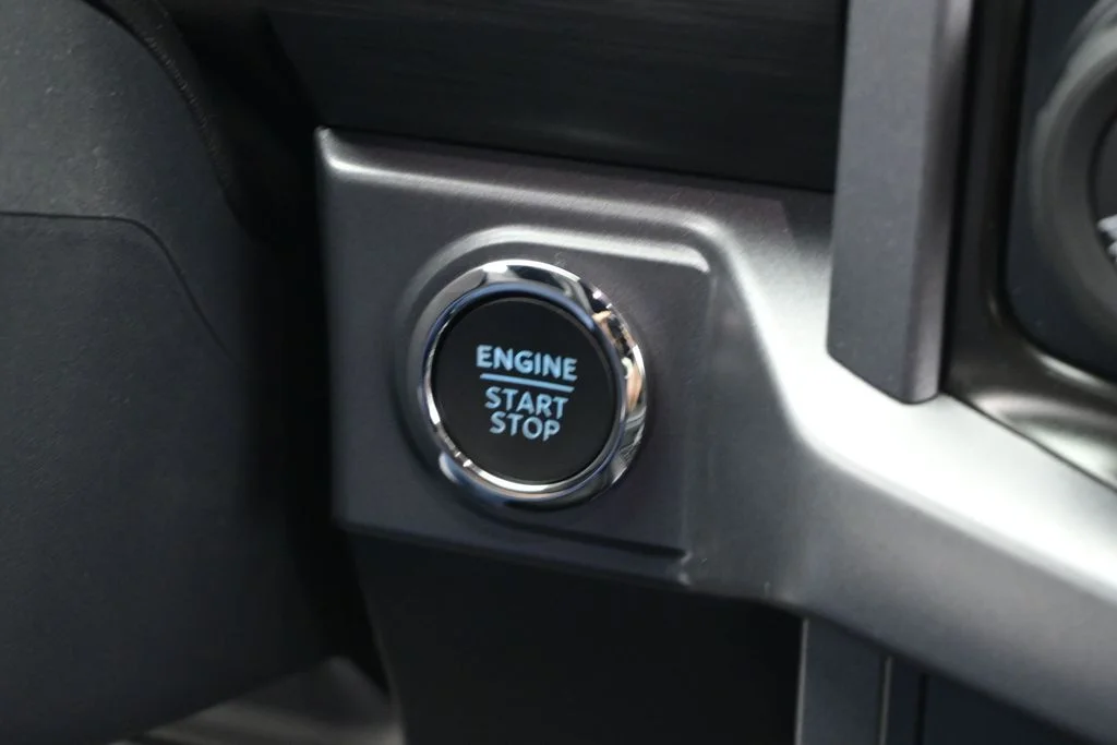 New 2026 Carbonized Gray Metallic Ford XLT image 13