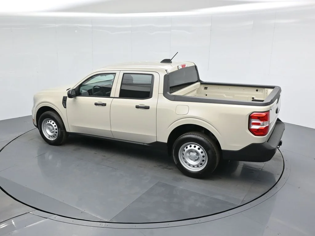New 2025 Desert Sand Ford XL image 37
