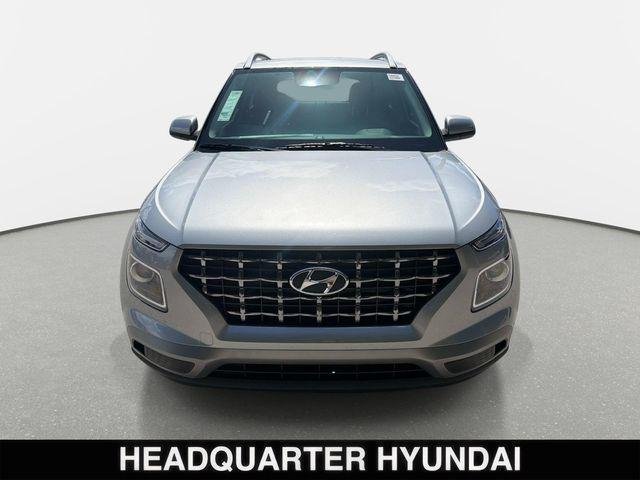 New 2026 Silver Hyundai SEL image 6