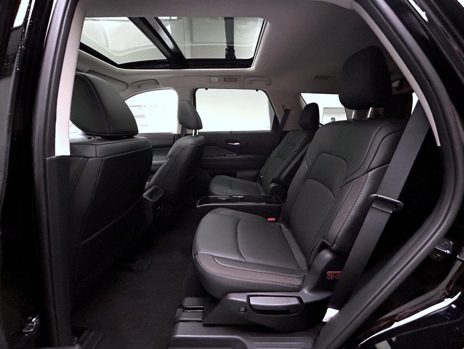 New 2026 Black Nissan SL image 20