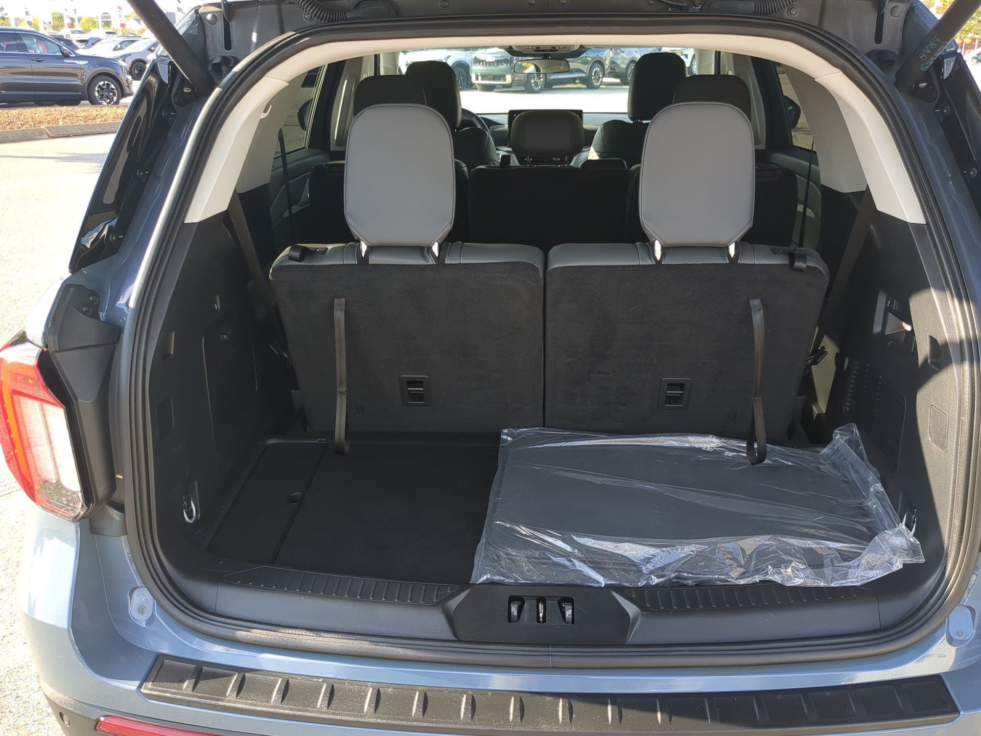 Used 2025  Ford Active image 21