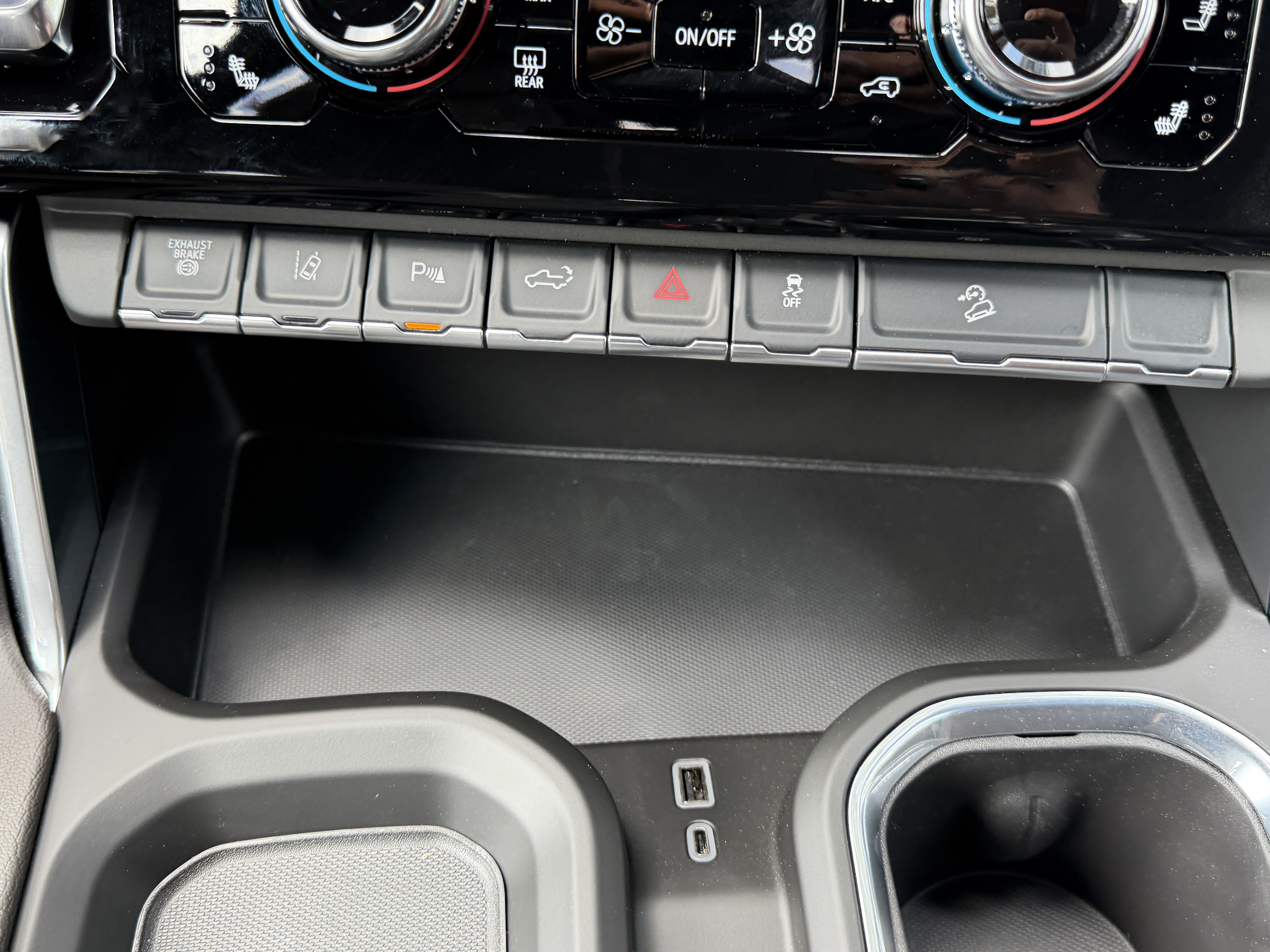 2026 GMC Sierra 2500HD Denali - Photo 33