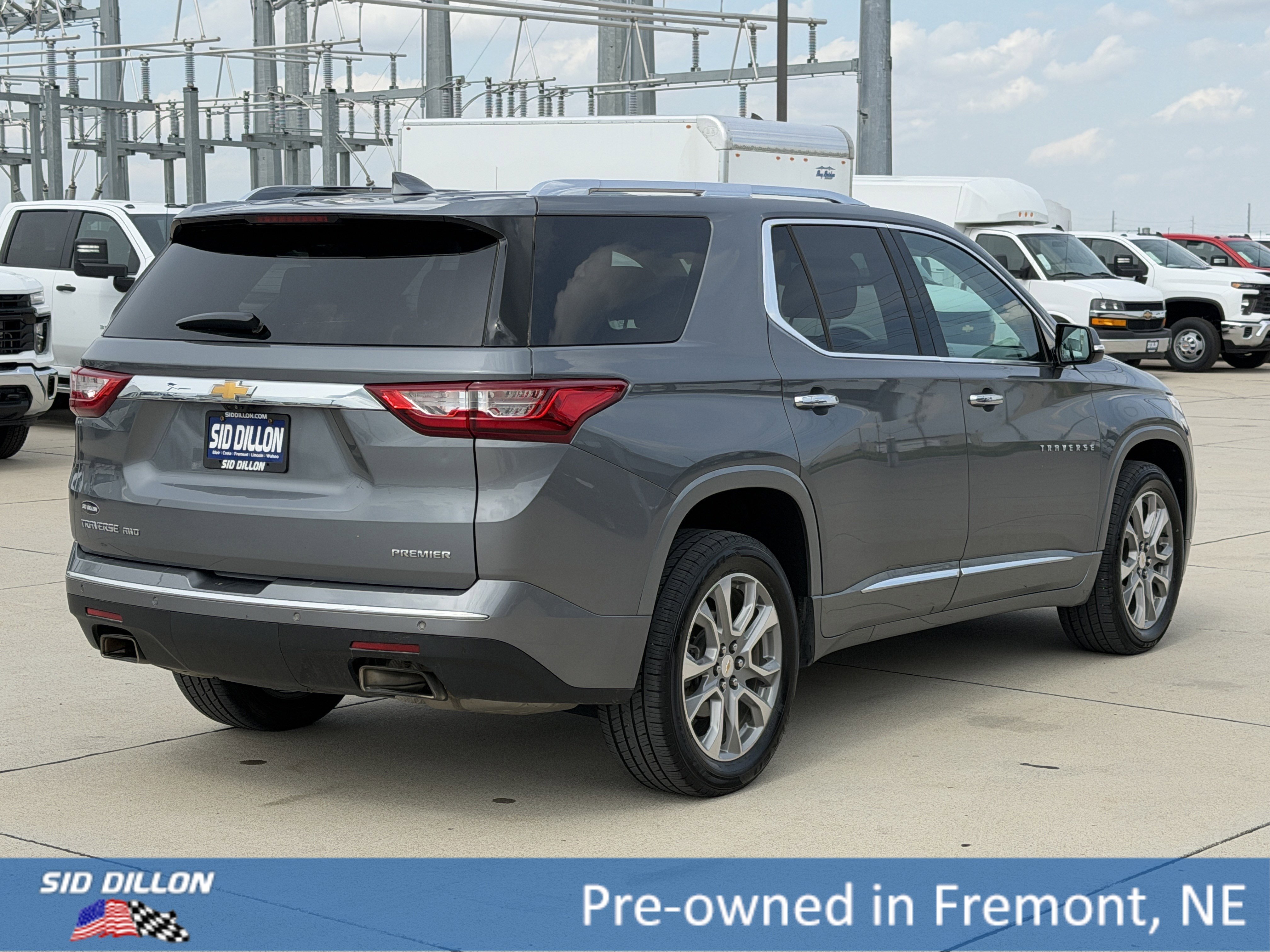 Used 2019 Satin Steel Metallic Chevrolet Premier image 4
