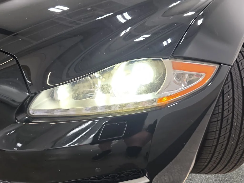 Used 2014 Ebony Jaguar XJL Portfolio image 29