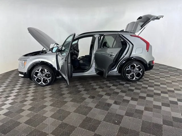 Used 2025 Gray Kia EX Touring image 11