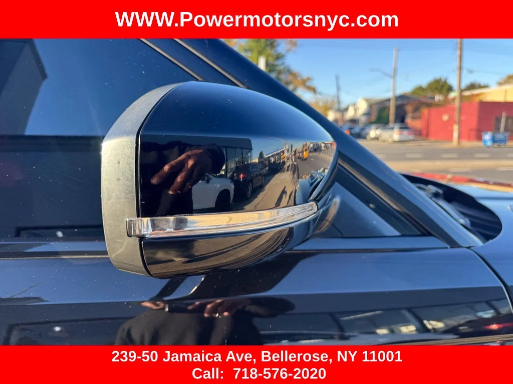 Used 2017 Black Land Rover 3.0L V6 Supercharged SE image 11