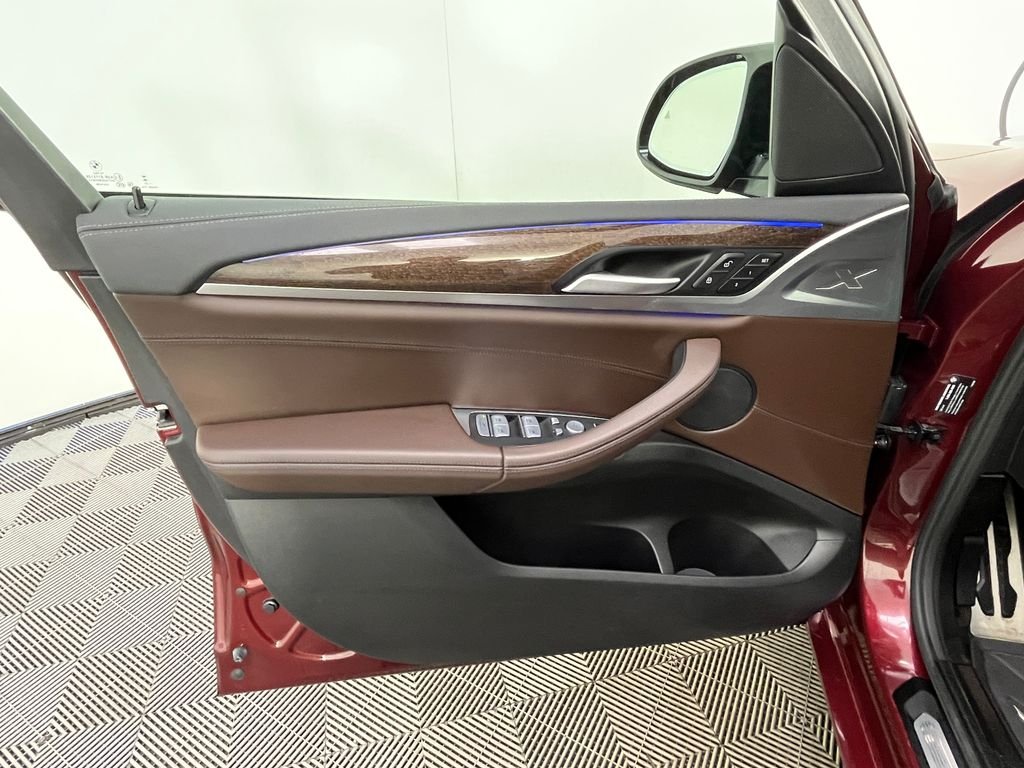 Used 2023 Red BMW M40i image 28
