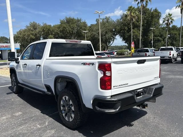 Used 2022 Summit White Chevrolet Custom image 6