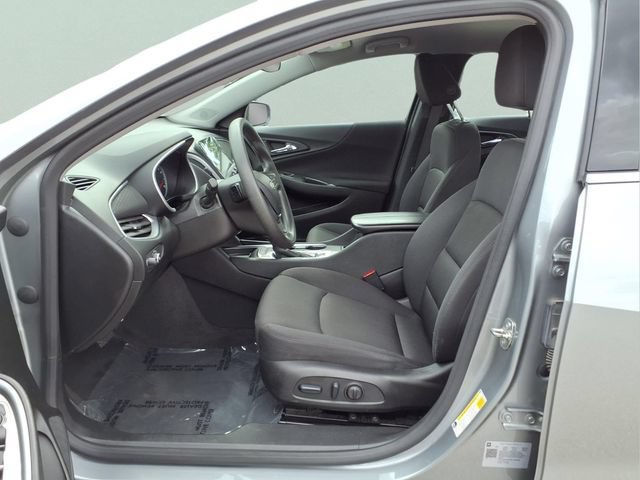 Used 2024 Sterling Gray Metallic Chevrolet 1LT image 15
