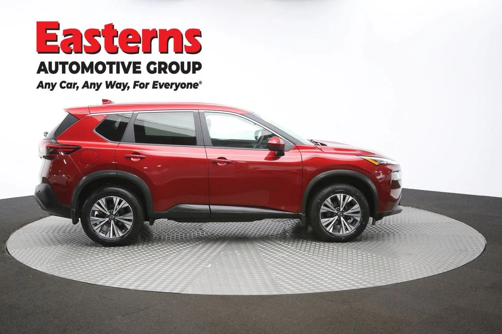 Used 2023 Red Nissan SV image 42