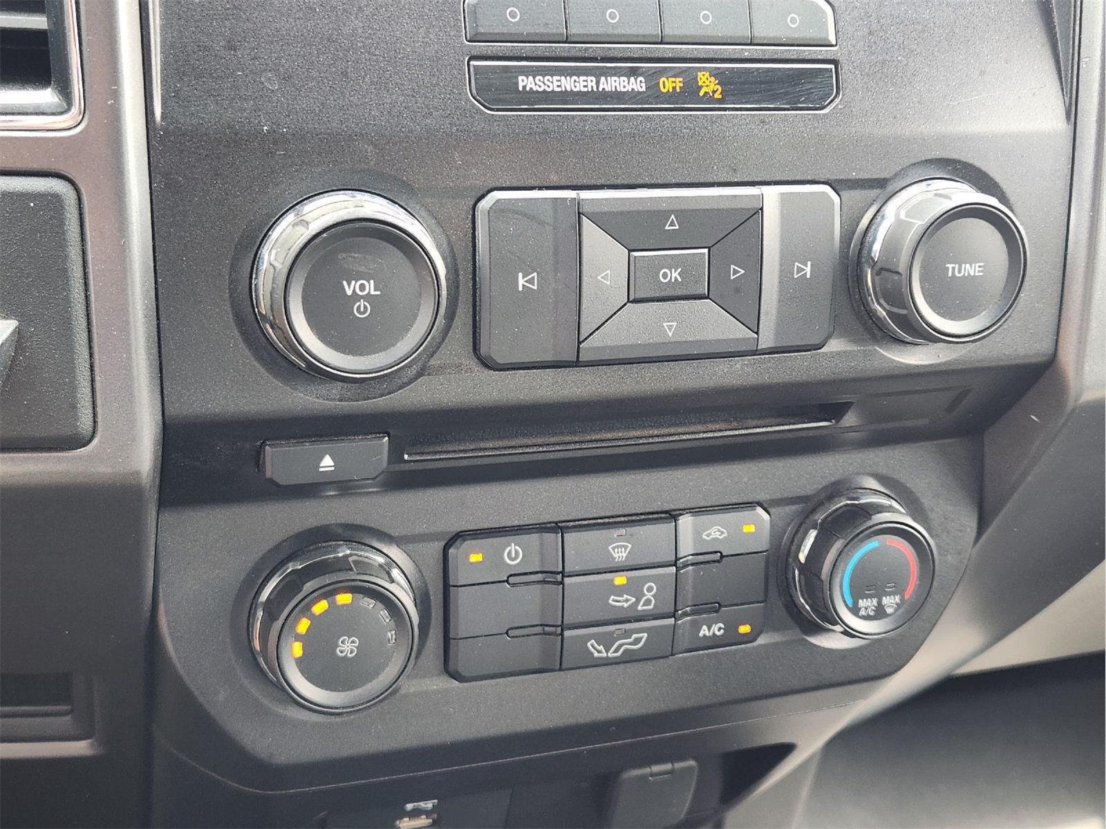 Used 2017 Shadow Black Ford XLT image 17