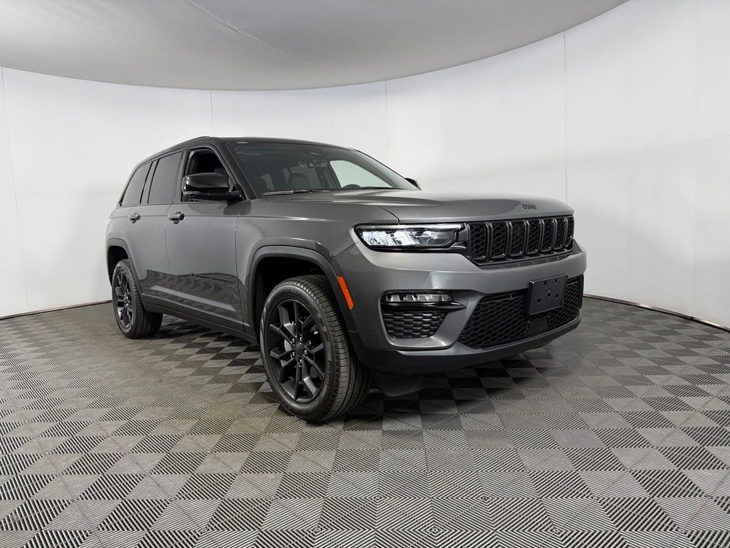 Certified Used 2025 Gray Jeep Limited image 3
