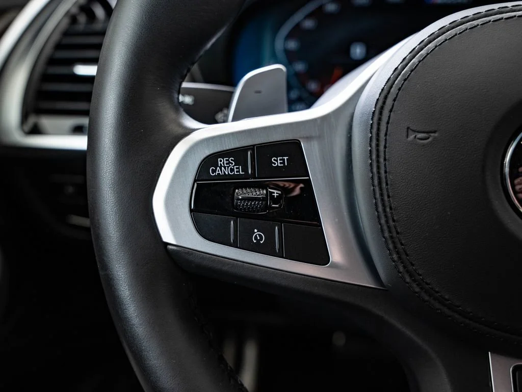 Used 2021 Dark Graphite Metallic BMW M40i image 28
