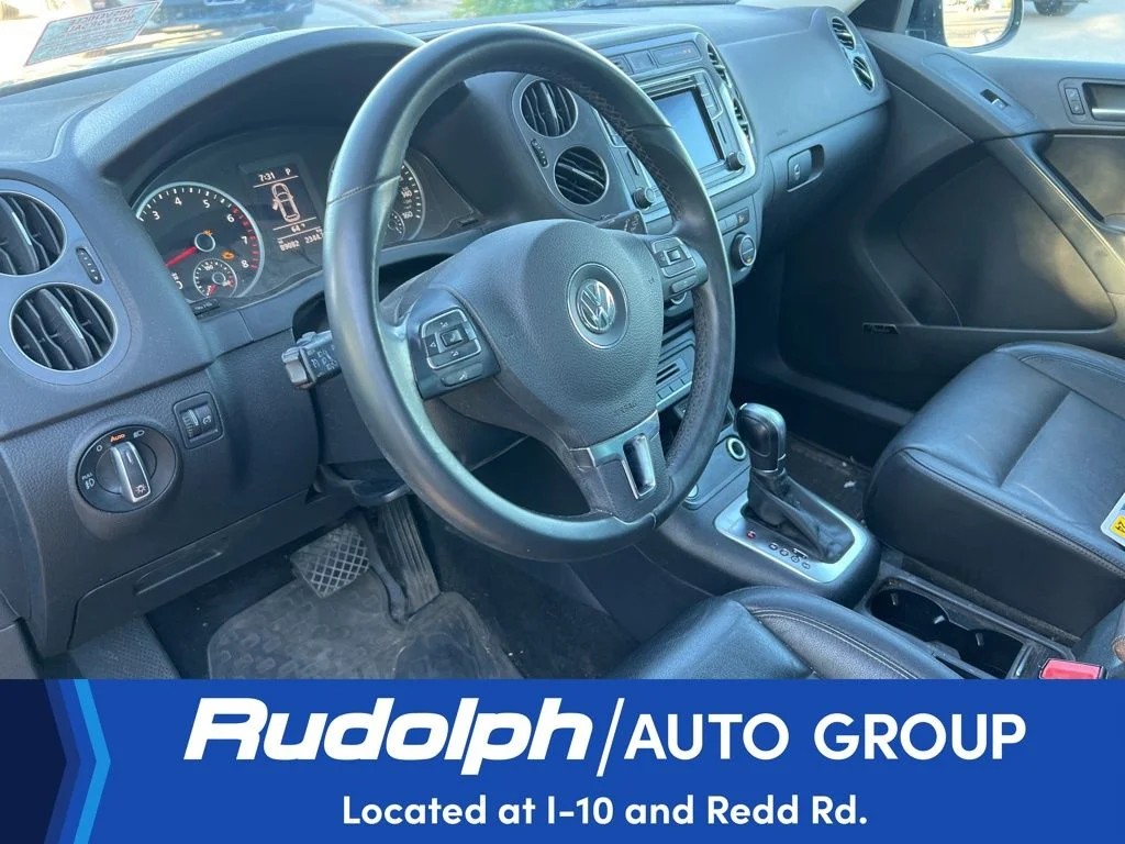 Used 2016 Black Volkswagen SEL image 9