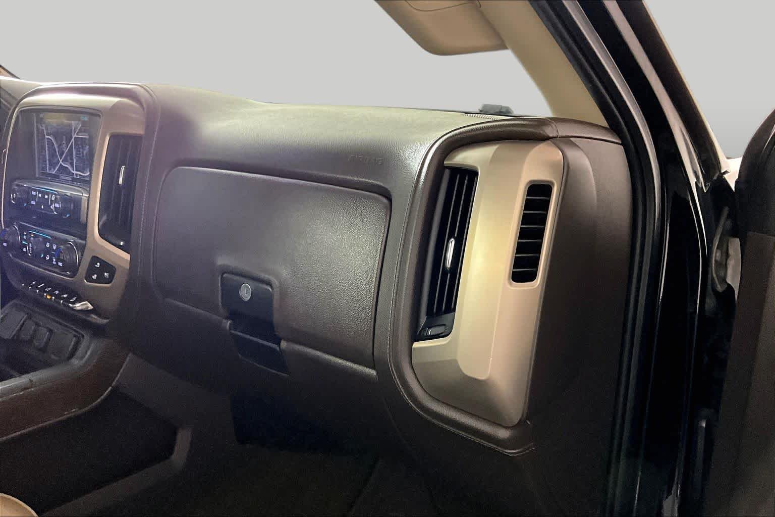 Used 2017 Onyx Black GMC Denali image 18