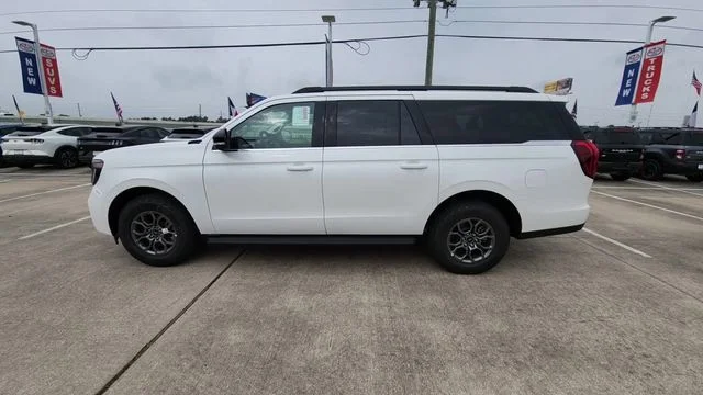 New 2026 Star White Metallic Tri-Coat Ford Active image 6