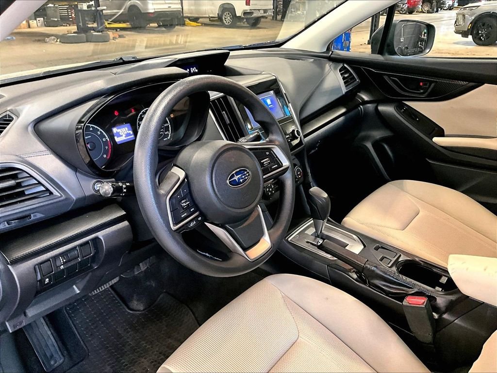 Used 2017 Blue Subaru 2.0i image 8