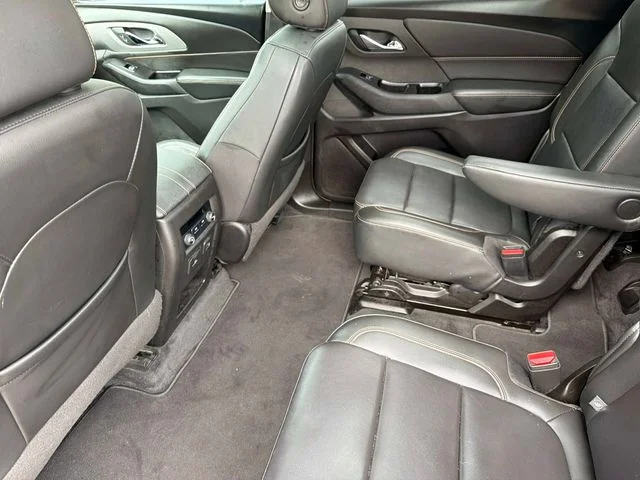 Used 2020 Gray Chevrolet 3LT image 14