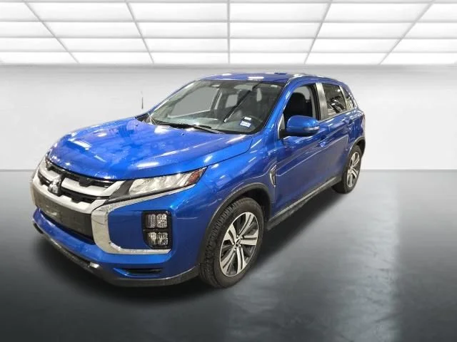 Used 2024  Mitsubishi 2.0 SE image 8
