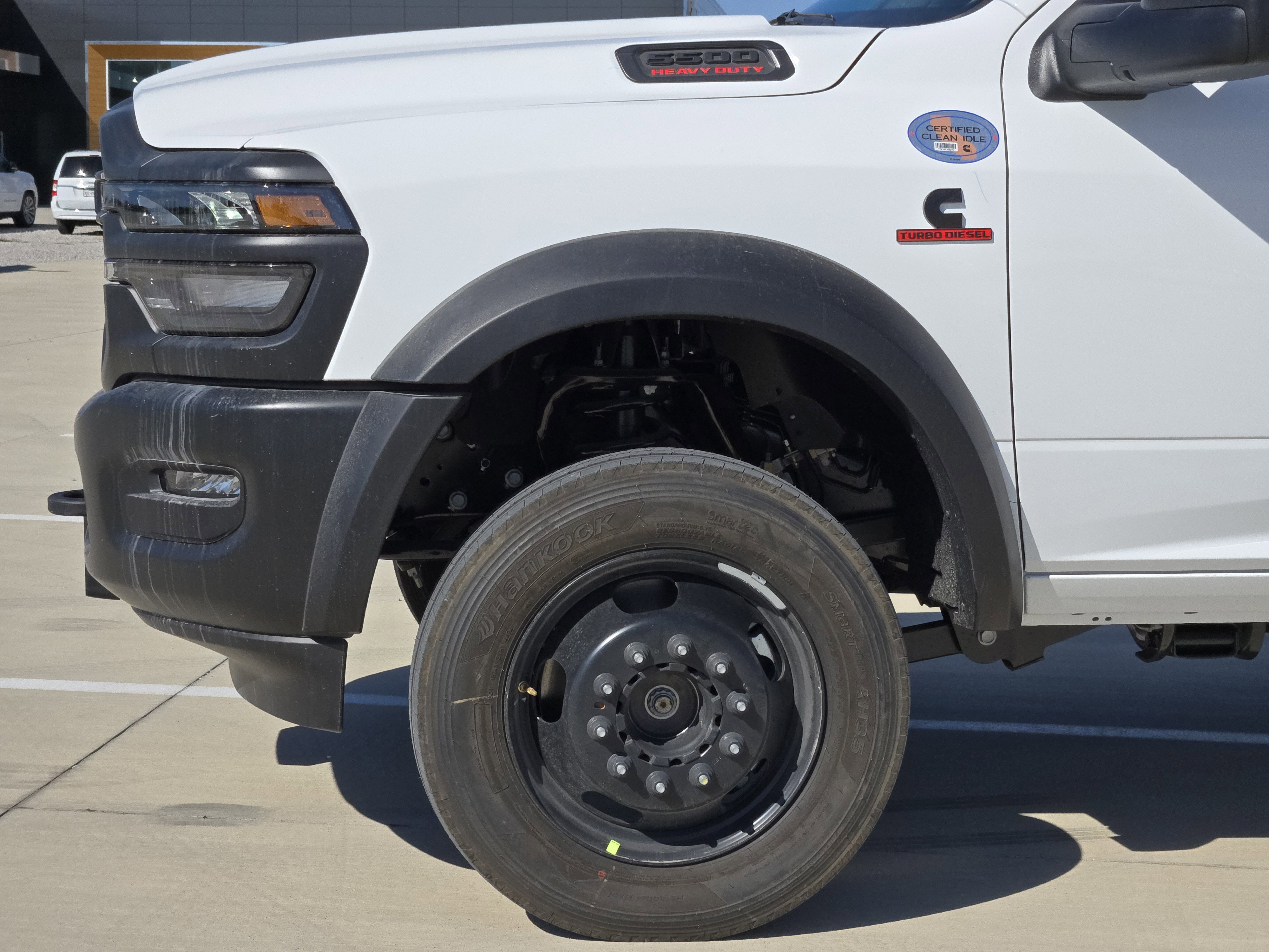 New 2026 Bright White Clear-Coat Exterior Paint RAM Tradesman image 6