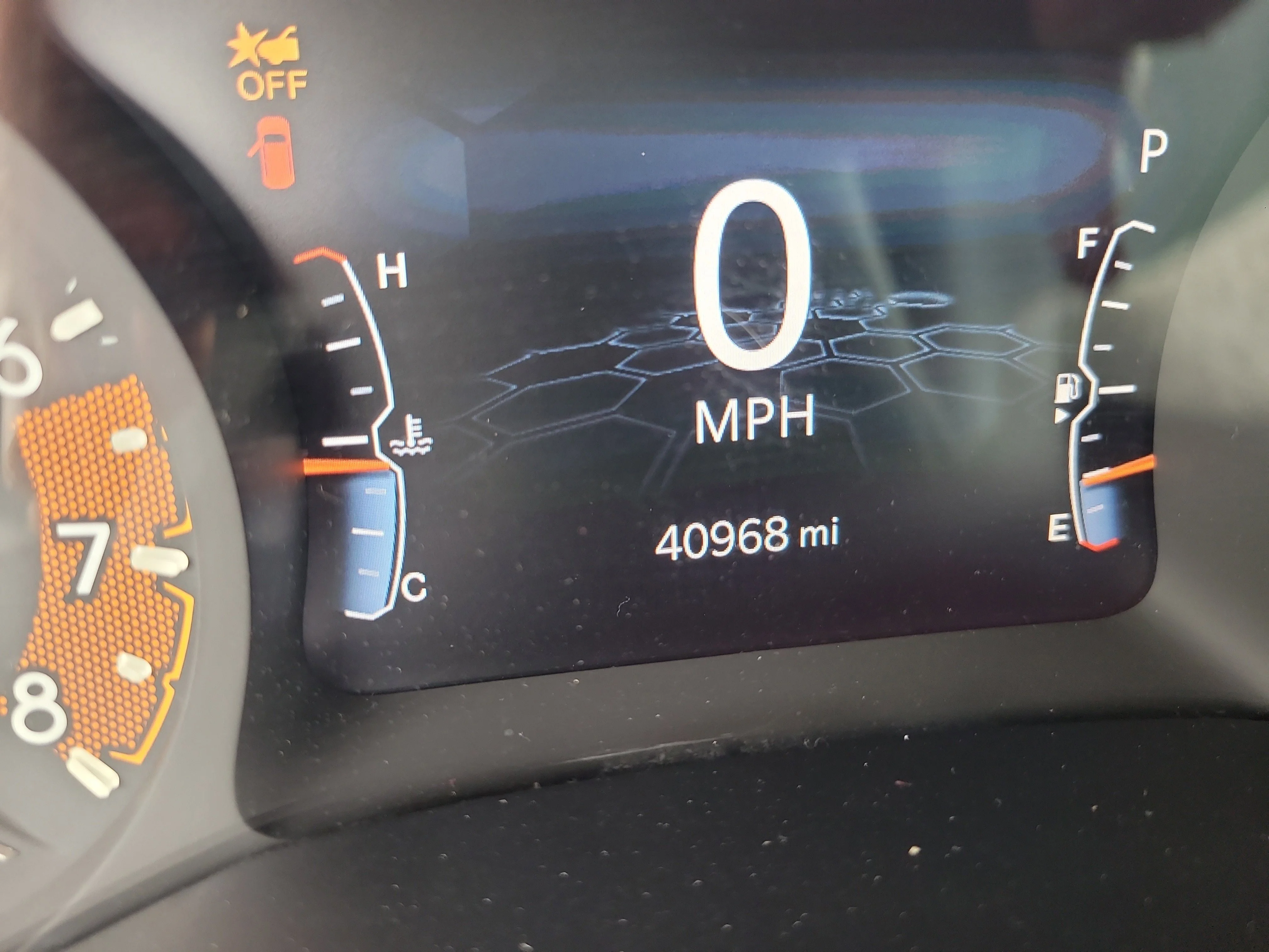 Used 2023 Diamond Black Crystal Pearlcoat Jeep Latitude image 30