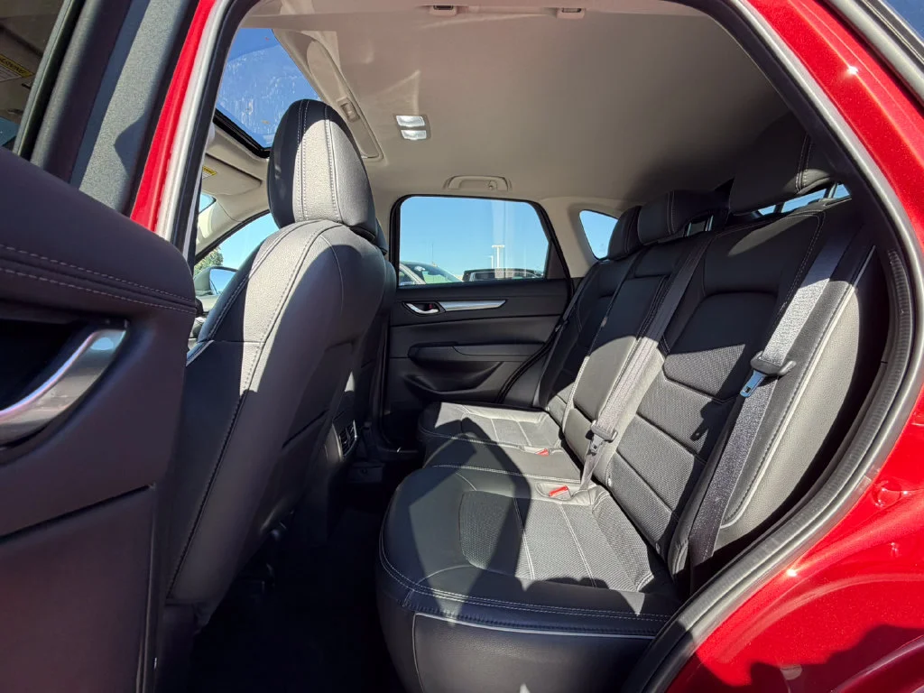2025 Mazda CX-5 S Preferred package - Photo 32
