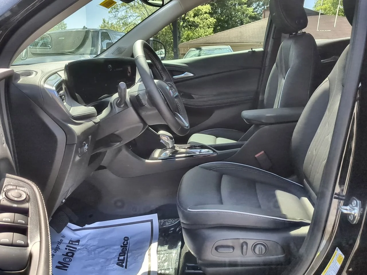 New 2026 Ebony Twilight Metallic Buick Avenir image 19