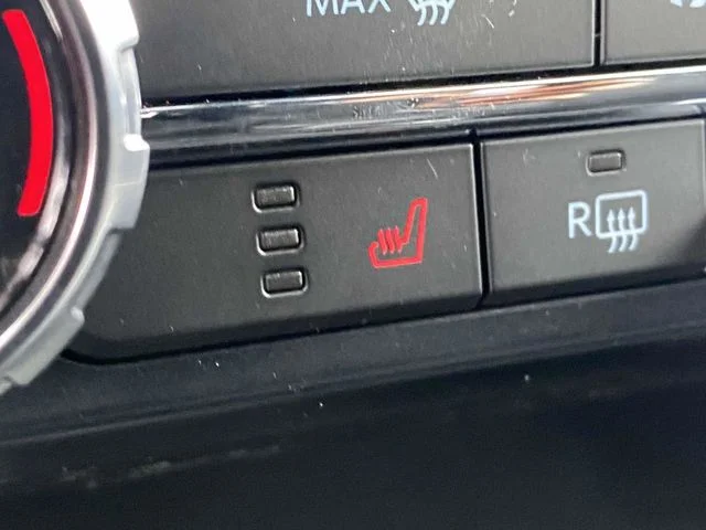 New 2026 Avalanche Ford XLT image 18