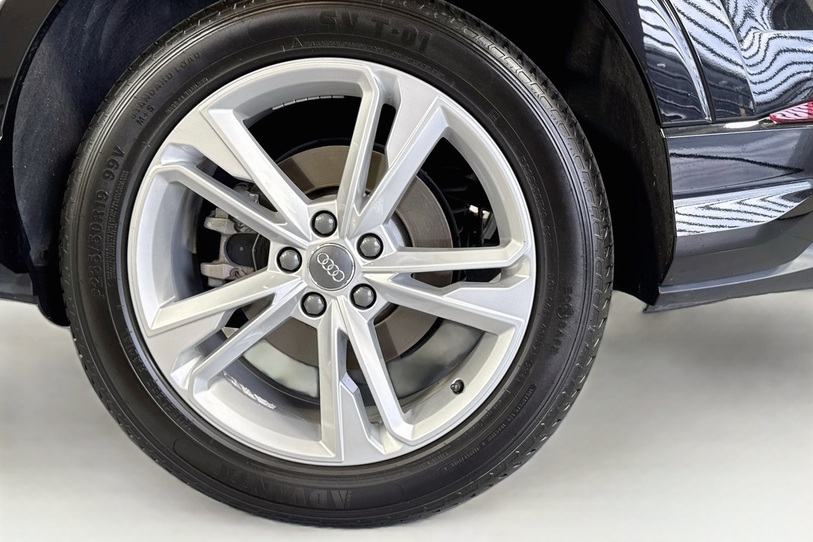 Used 2020 Black Audi S line Premium Plus image 30