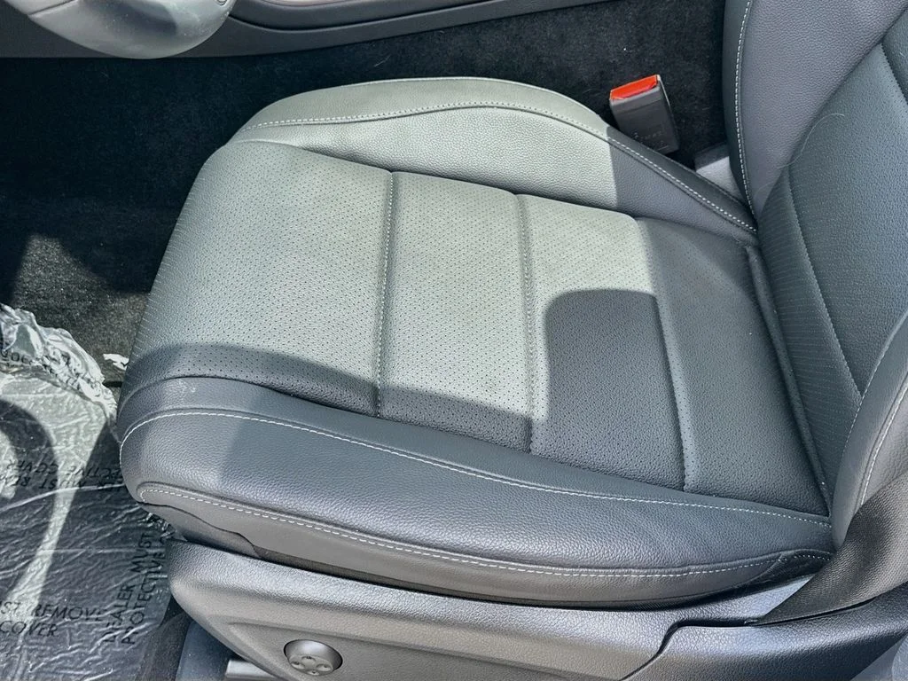 Used 2026 White Mercedes-Benz GLE 350 image 20