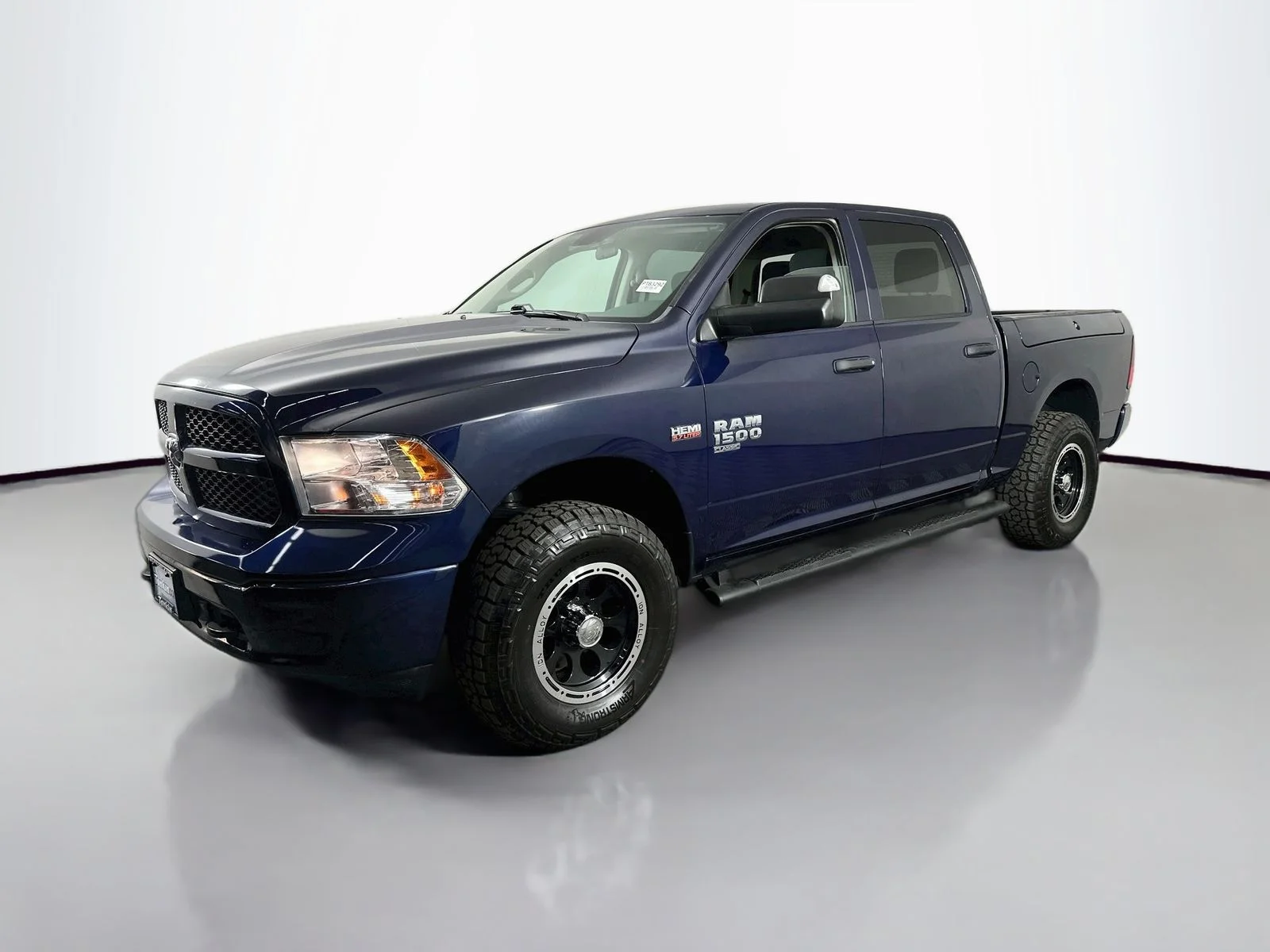 Used 2019 True Blue Pearlcoat Ram Tradesman image 3
