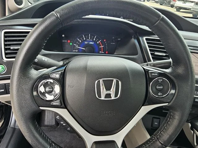 Used 2013  Honda Hybrid image 26