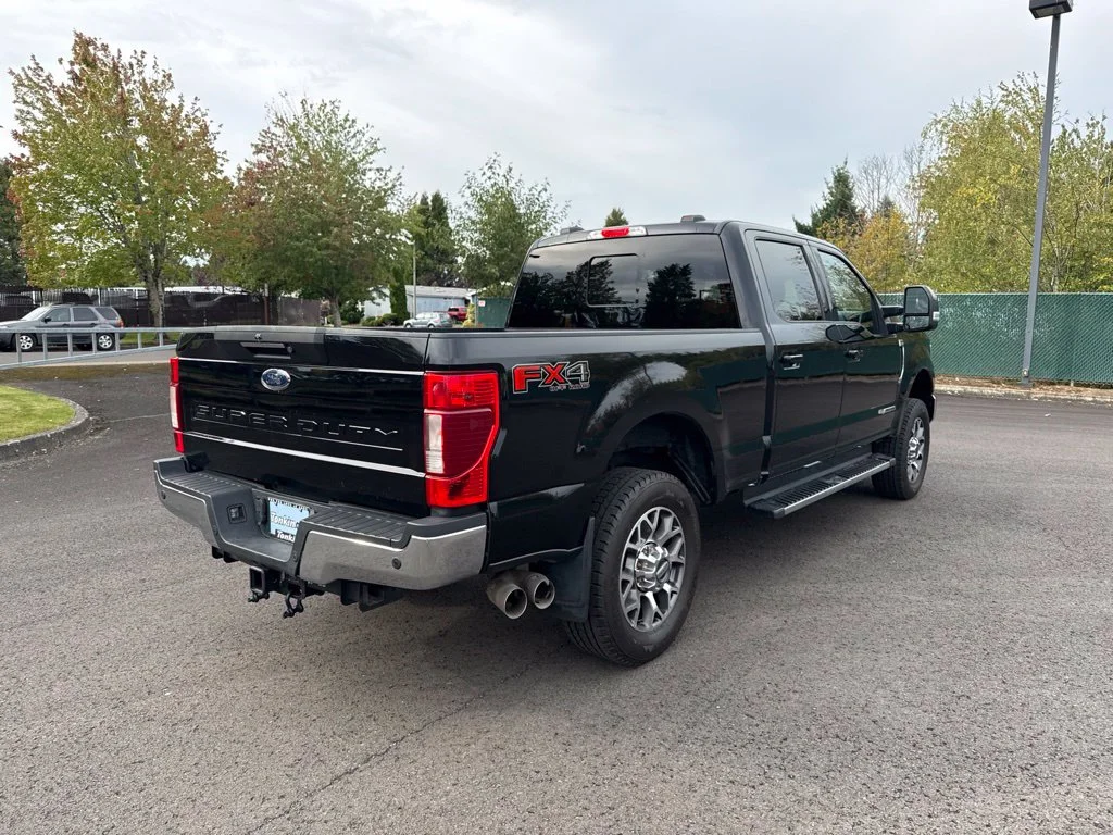 Used 2020 Black Metallic Ford Lariat image 7