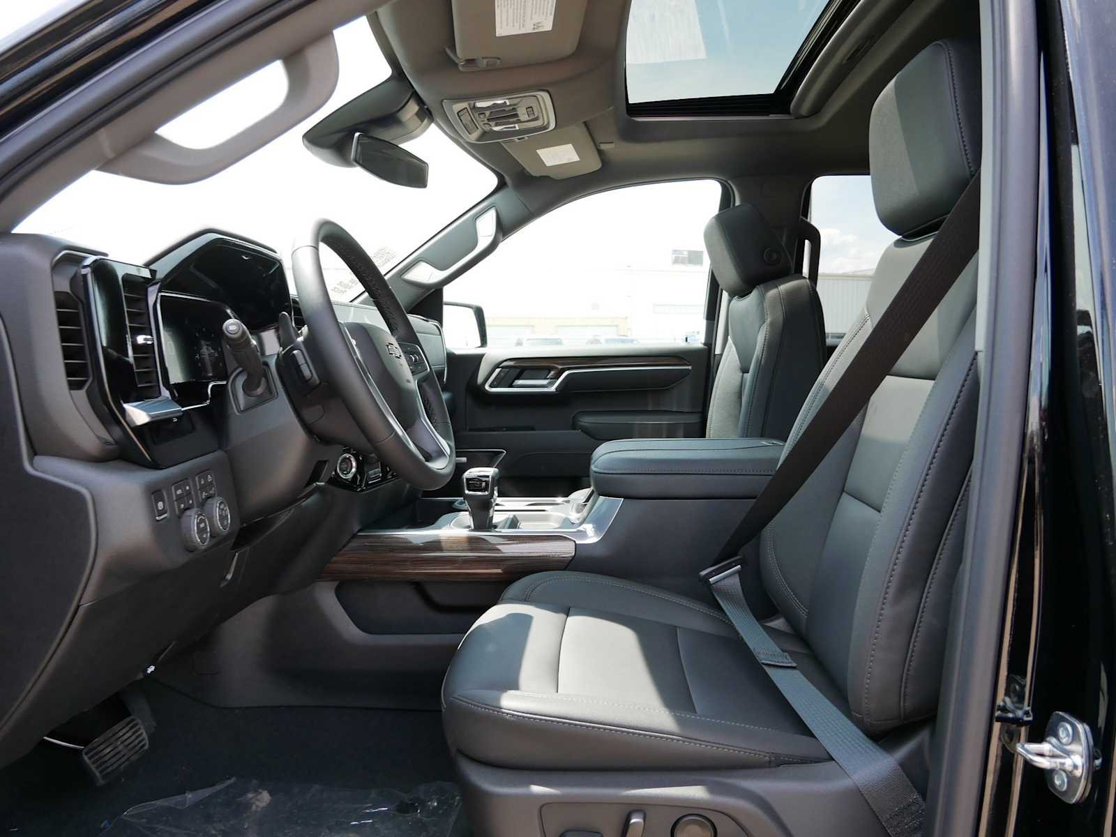 2026 Chevrolet Silverado 1500 RST - Photo 11