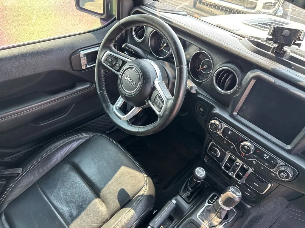 Used 2018 Gray Jeep Unlimited Sahara image 32