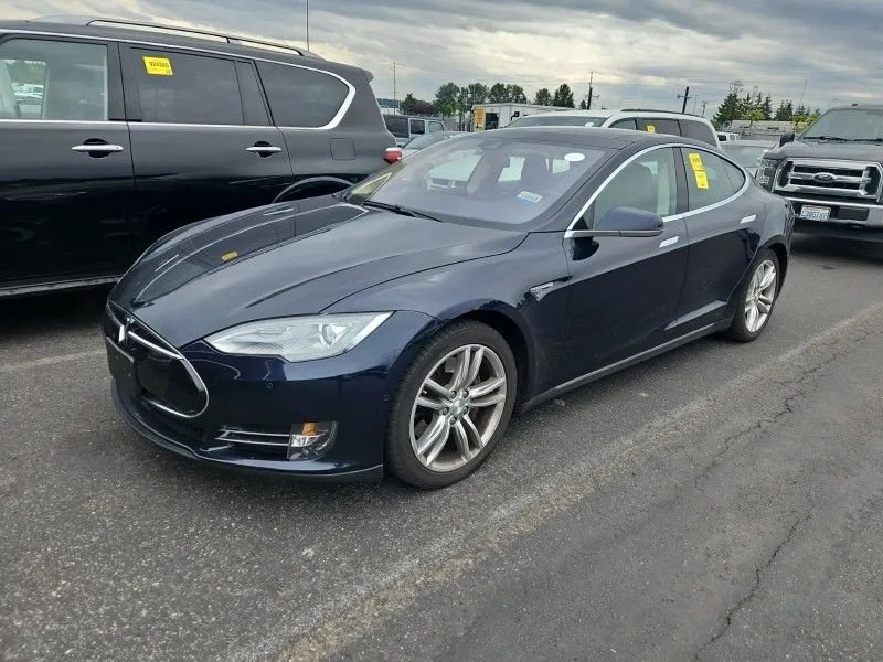 2015 Tesla Model S 85D's photo