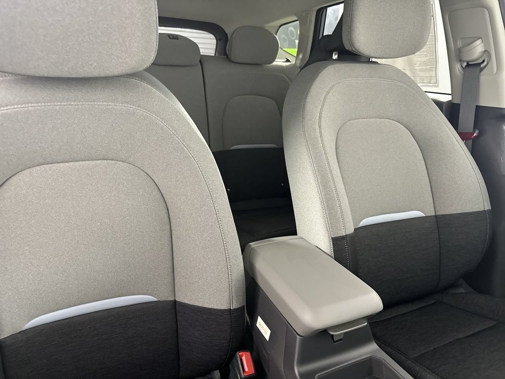New 2027 Pale Gray Kia S image 16