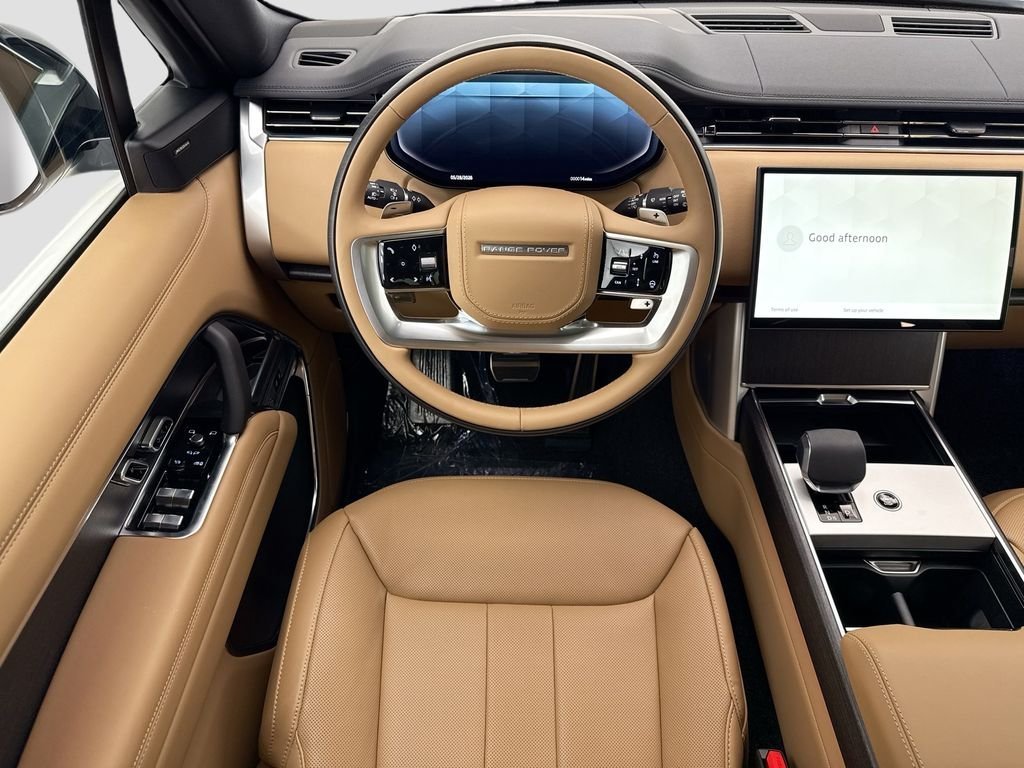 New 2026 Fuji White LAND ROVER SE 7 Seats image 10