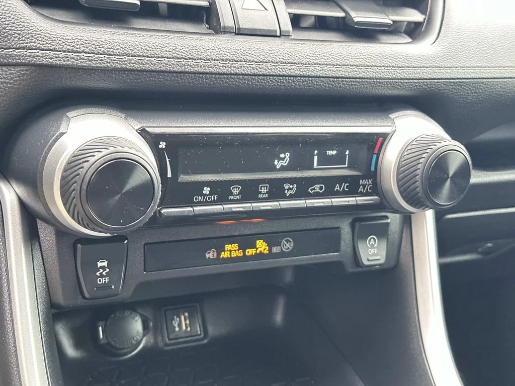 Used 2024 White Toyota LE image 23