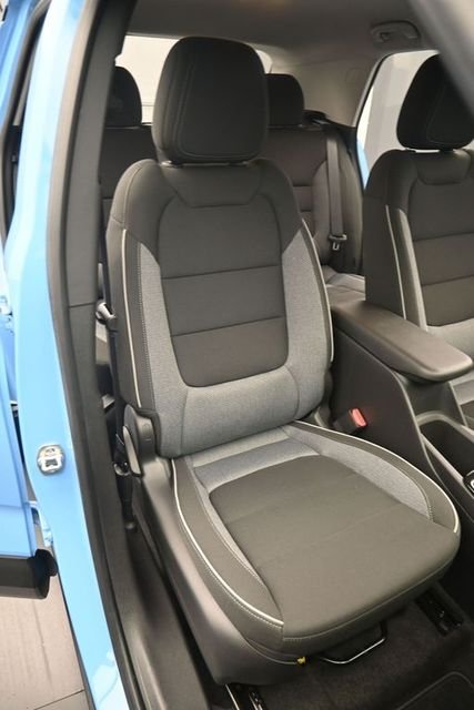 Used 2024 Fountain Blue Chevrolet LT image 14