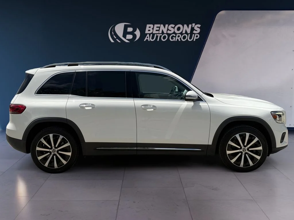 Used 2022  Mercedes-Benz GLB 250 image 6
