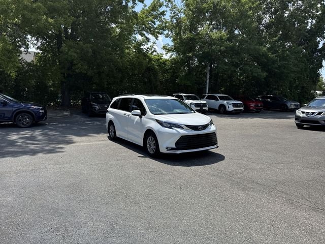 Used 2024 Beige Toyota XLE image 3