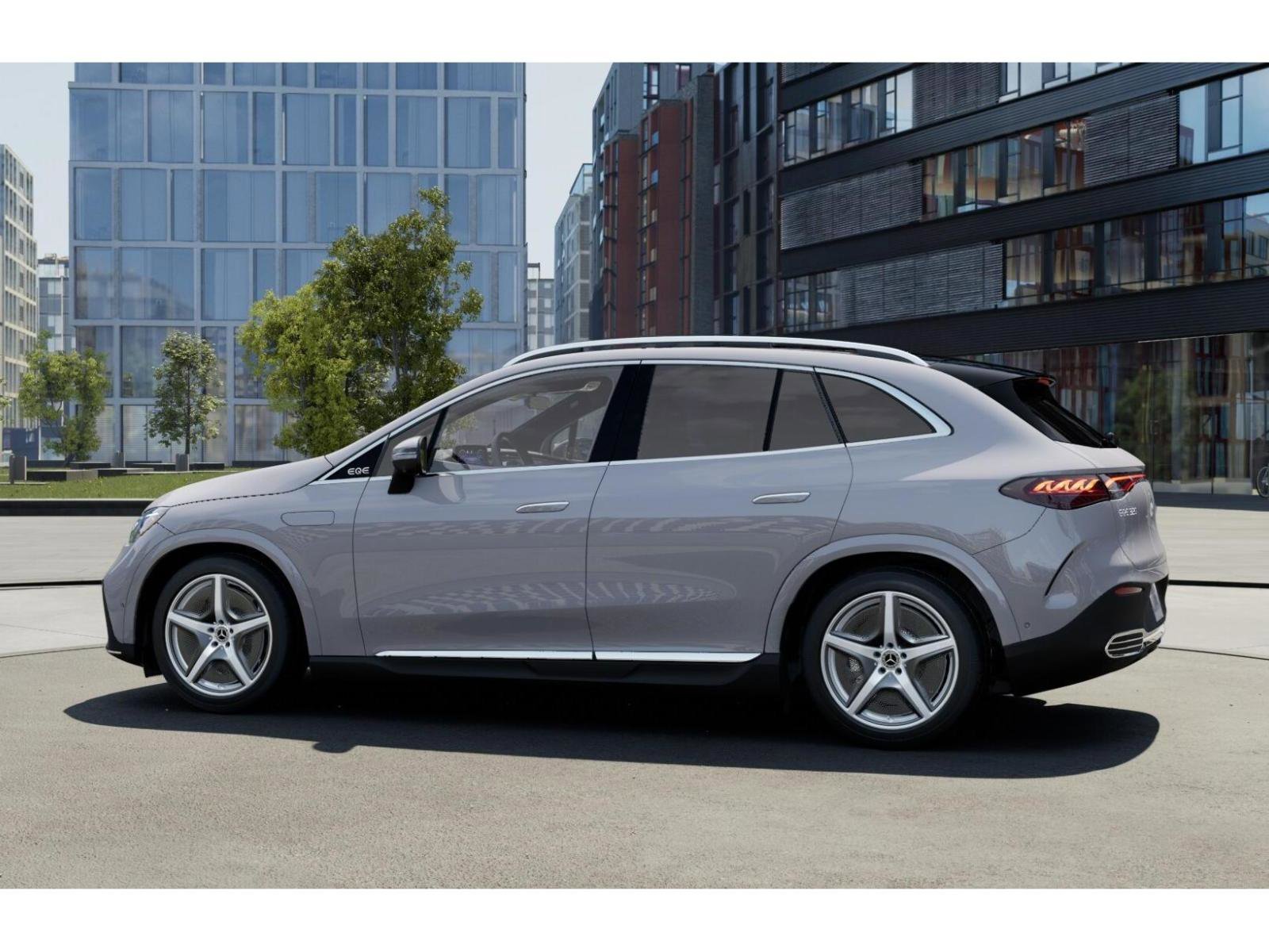 New 2026 MANUFAKTUR Alpine Grey Mercedes-Benz EQE 320 image 74