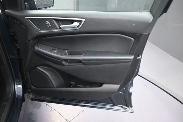 Used 2024 Blue Ford SEL image 13